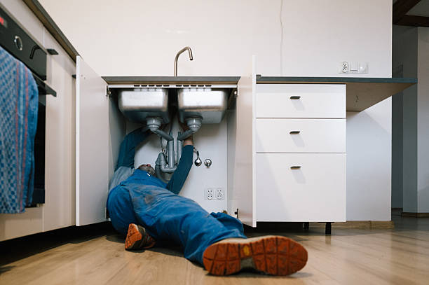 Professional Leak Detection technician working in Huntsburg, OH